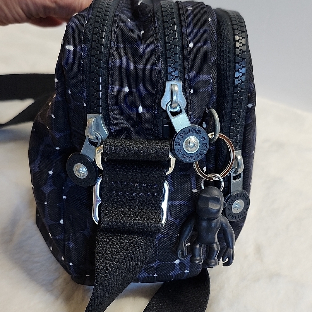 Kipling Crossbody With Monkey Keychain - Picture 3 of 11